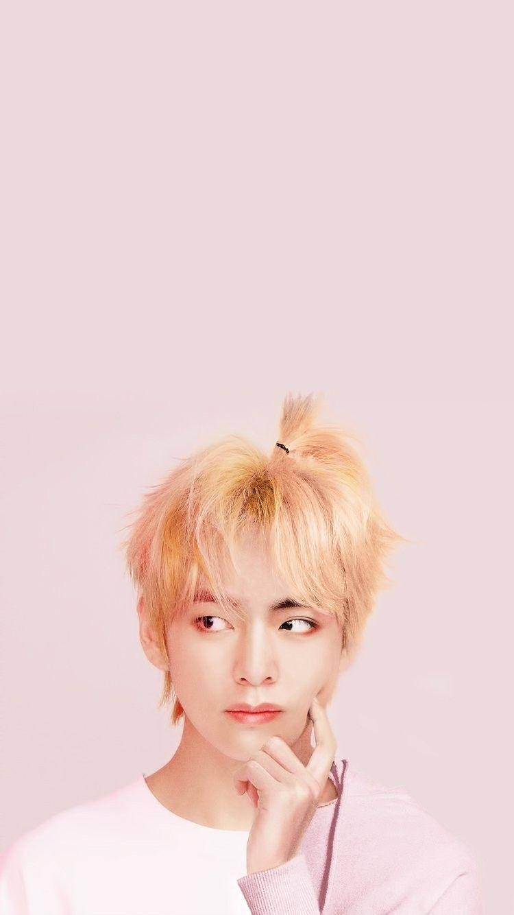 Taehyung Cute With Blonde Hair Wallpaper