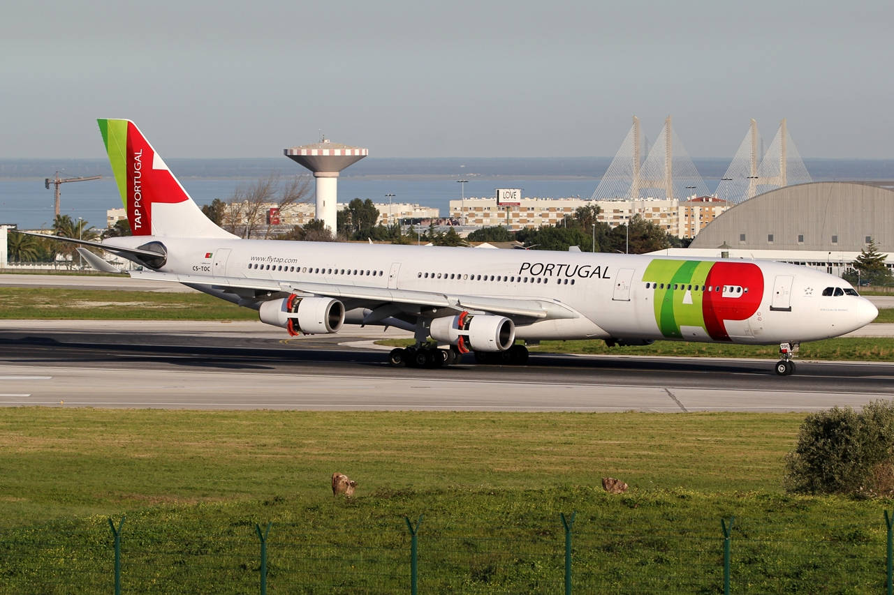 Tap Portugal Airport Wallpaper