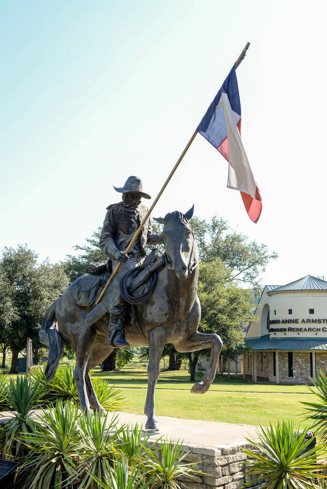 Texas Ranger Statue In Waco Wallpaper