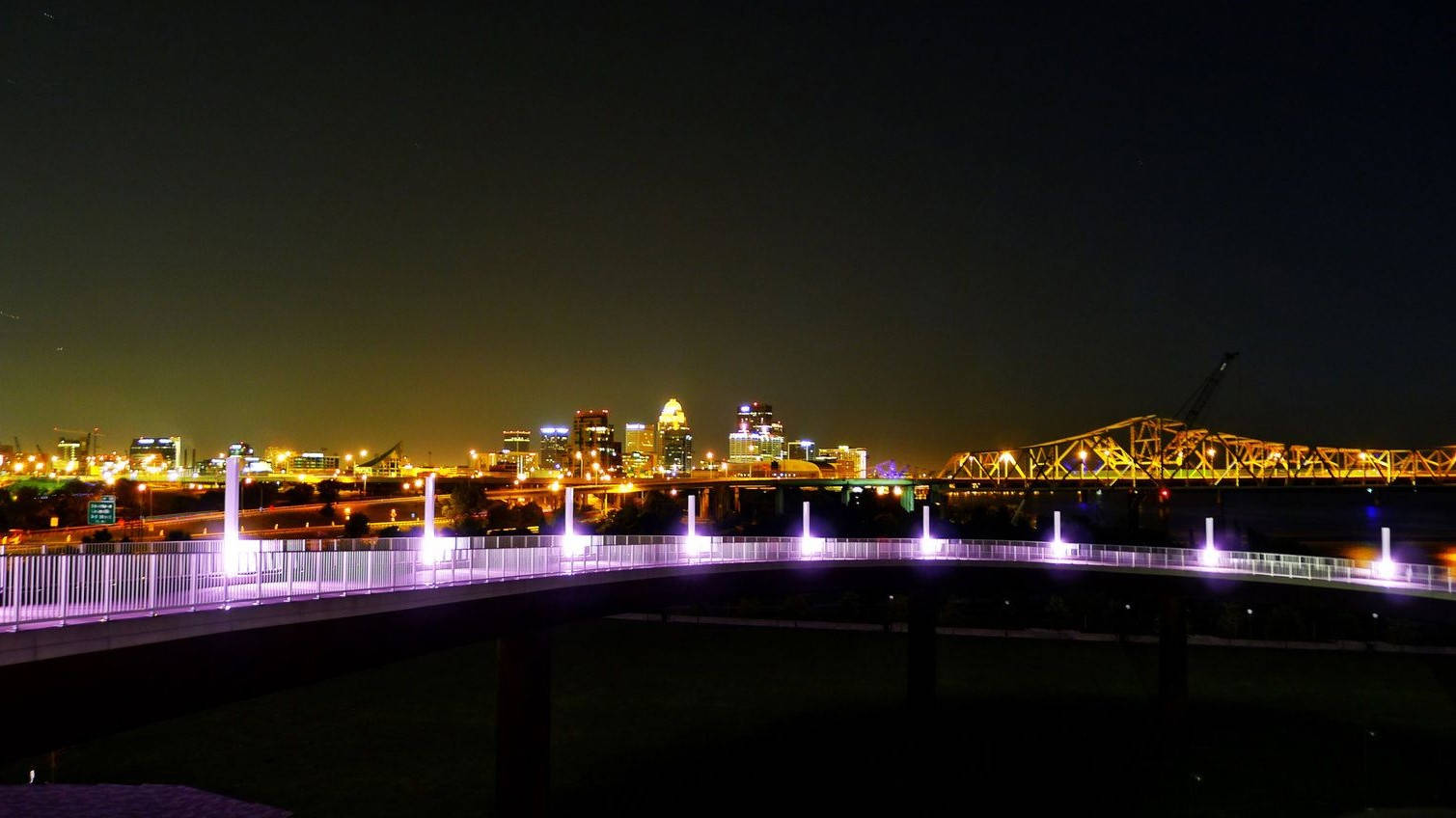 The Big Four Bridge In Louisville, Kentucky Wallpaper