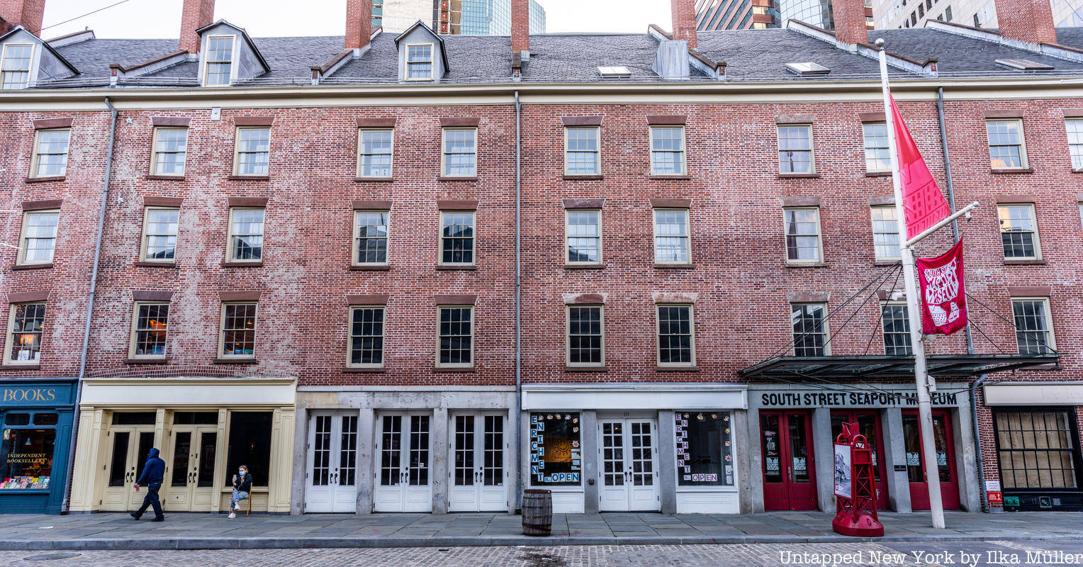 The Bustling Atmosphere Of South Street Seaport Wallpaper