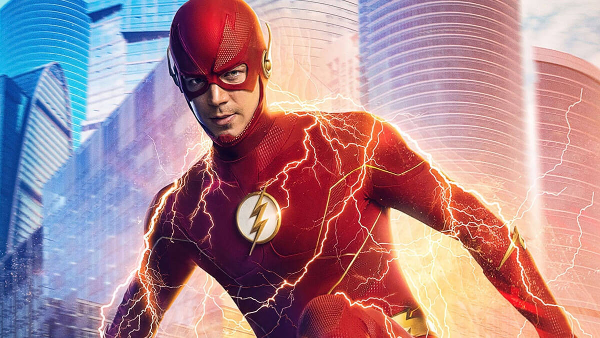 The Flash With Fast Lightning Wallpaper