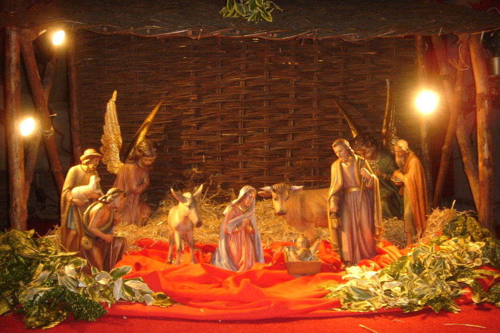 The Nativity Christmas Scenes Wallpaper