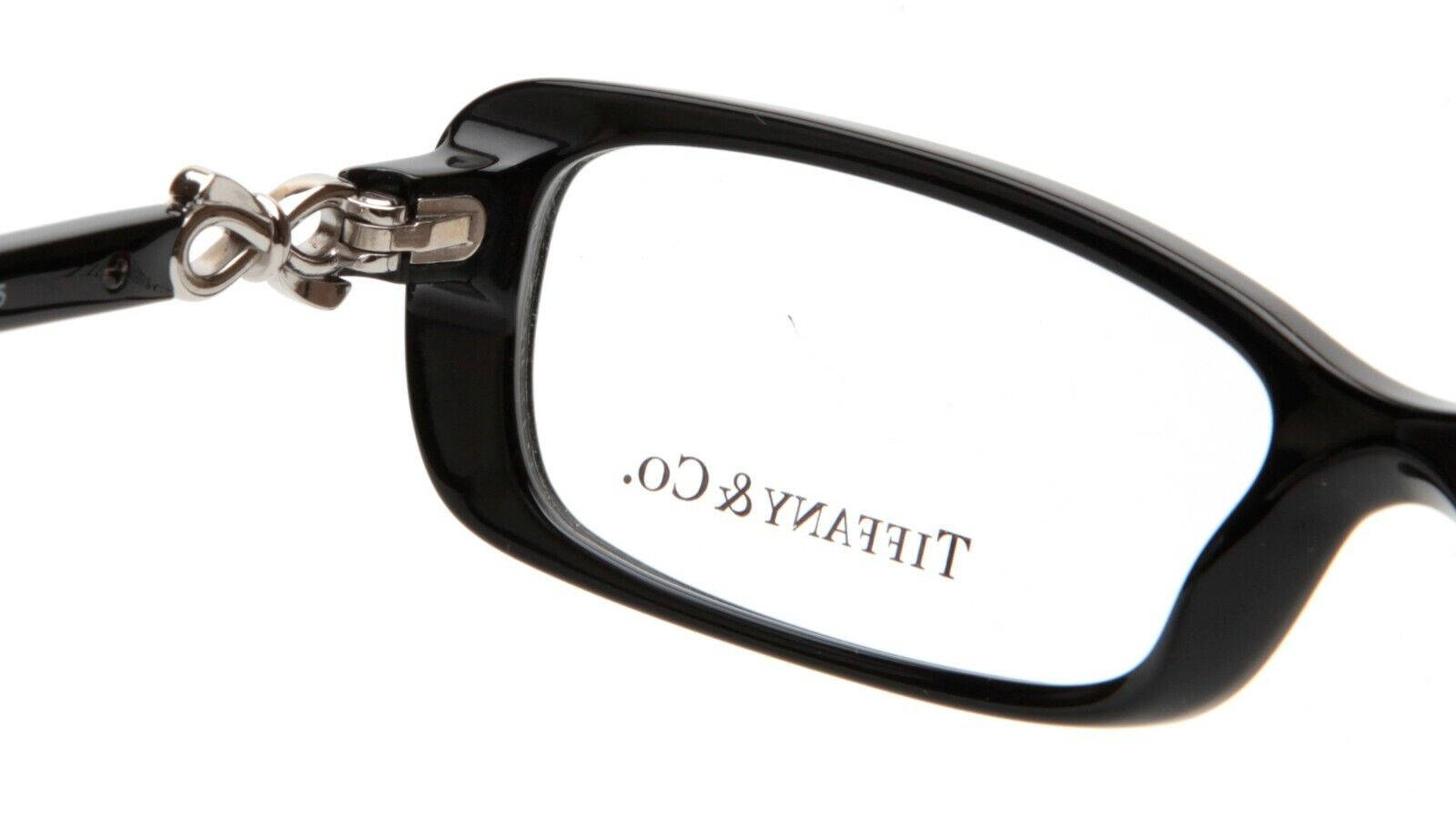 Tiffany & Co. Reading Glasses - An Epitome Of Style And Class Wallpaper