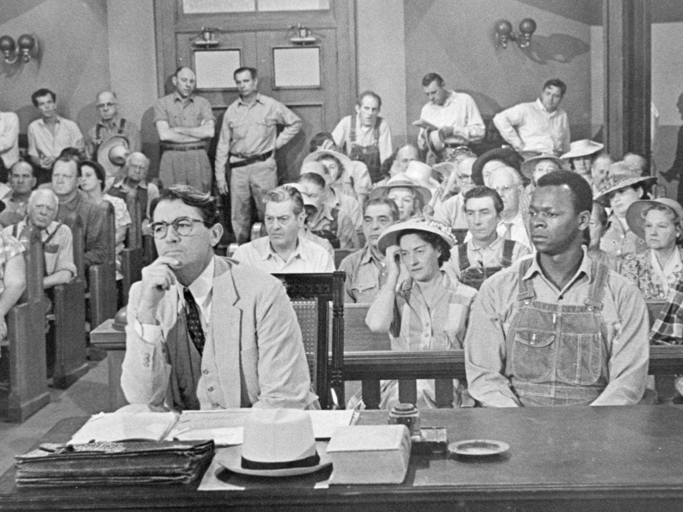 To Kill A Mockingbird Atticus And Tom Wallpaper