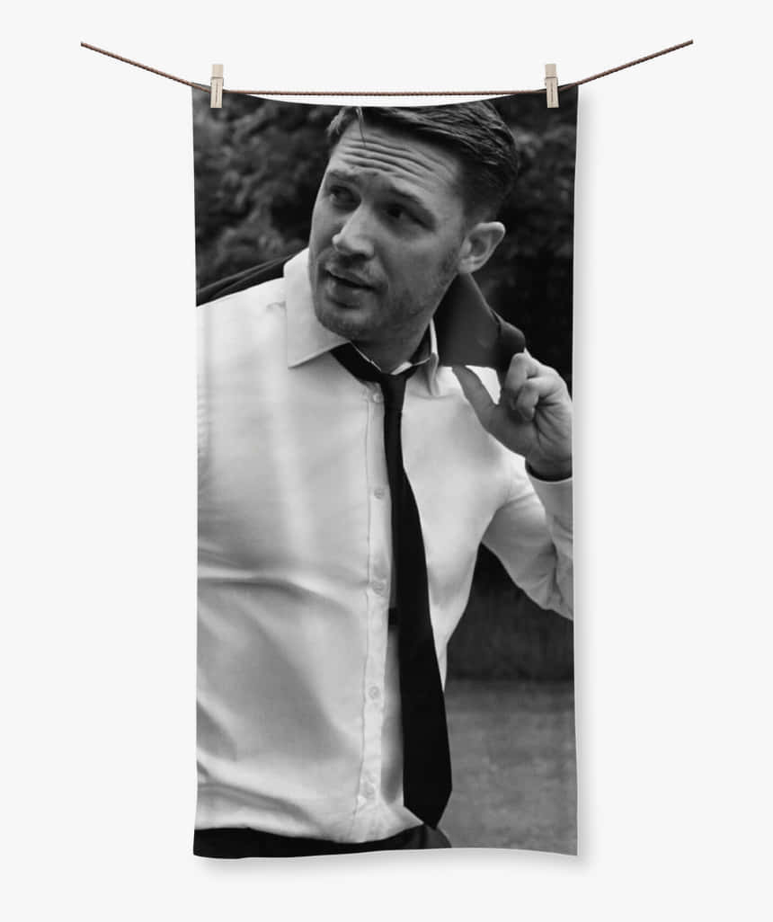 Tom Hardy On Towel Wallpaper