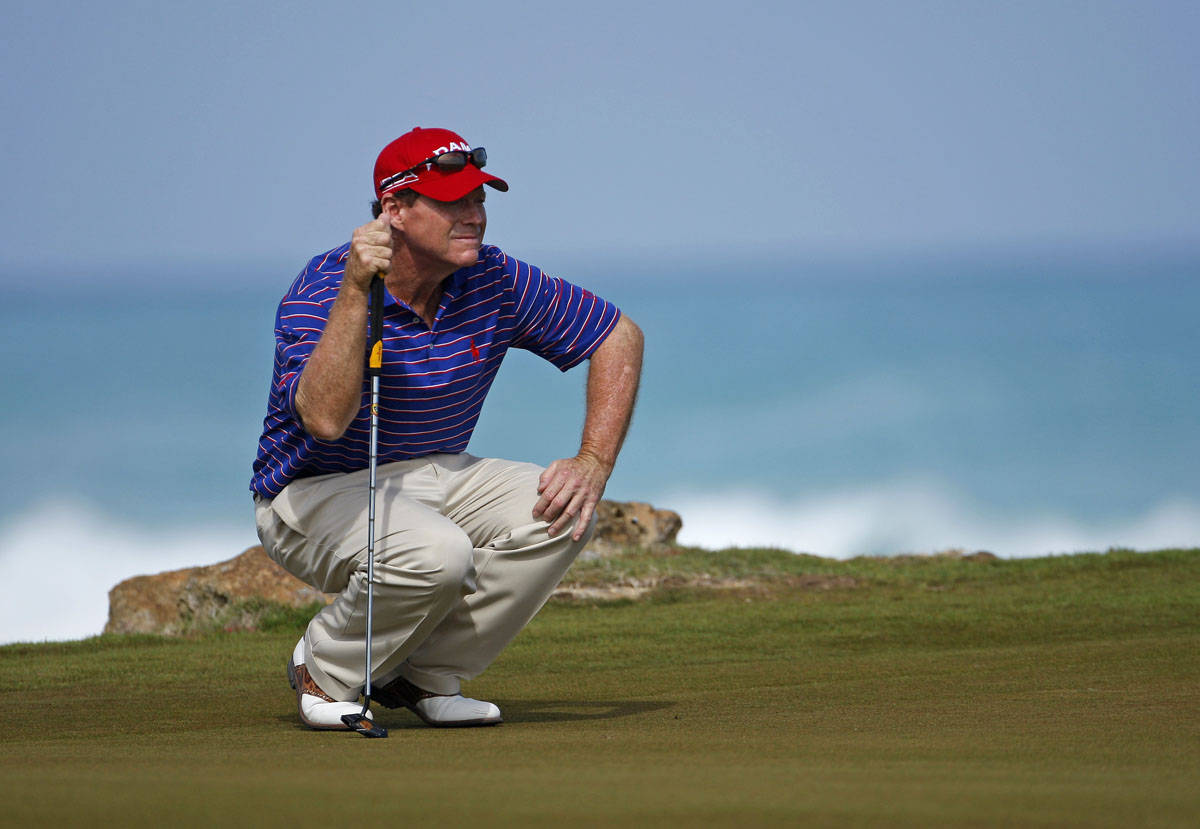 Tom Watson In Action Wallpaper