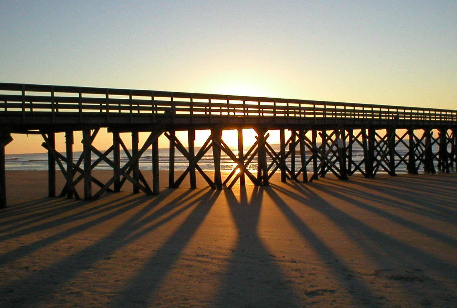 Tonga Sand Pier Wallpaper