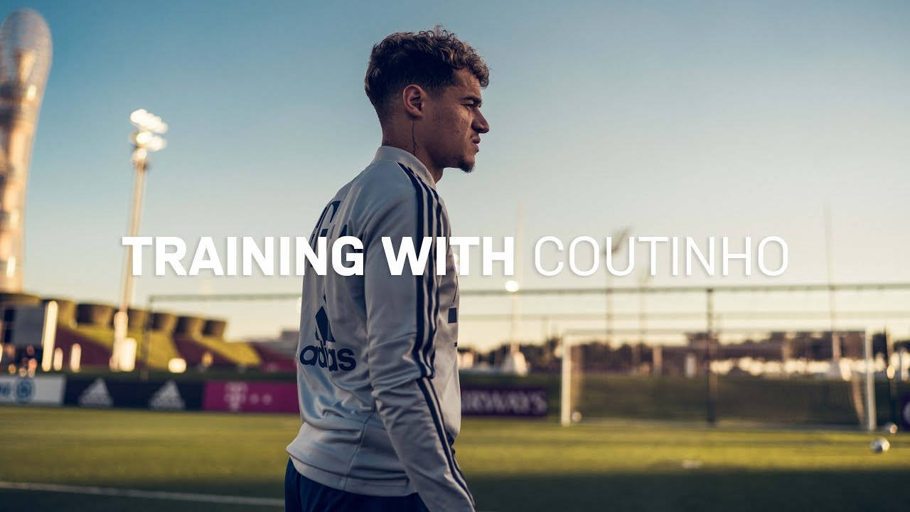 Training With Philippe Coutinho Wallpaper