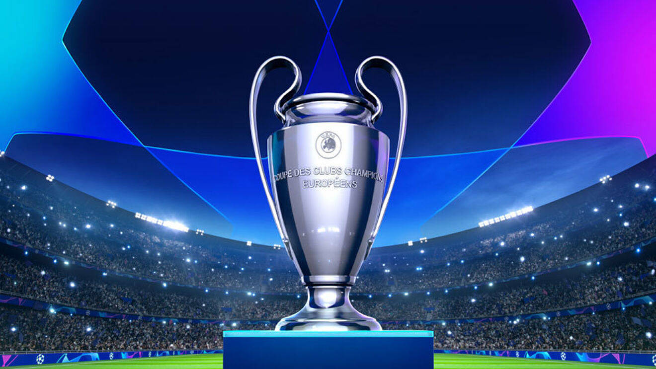 Uefa Champions League Silver Trophy Wallpaper
