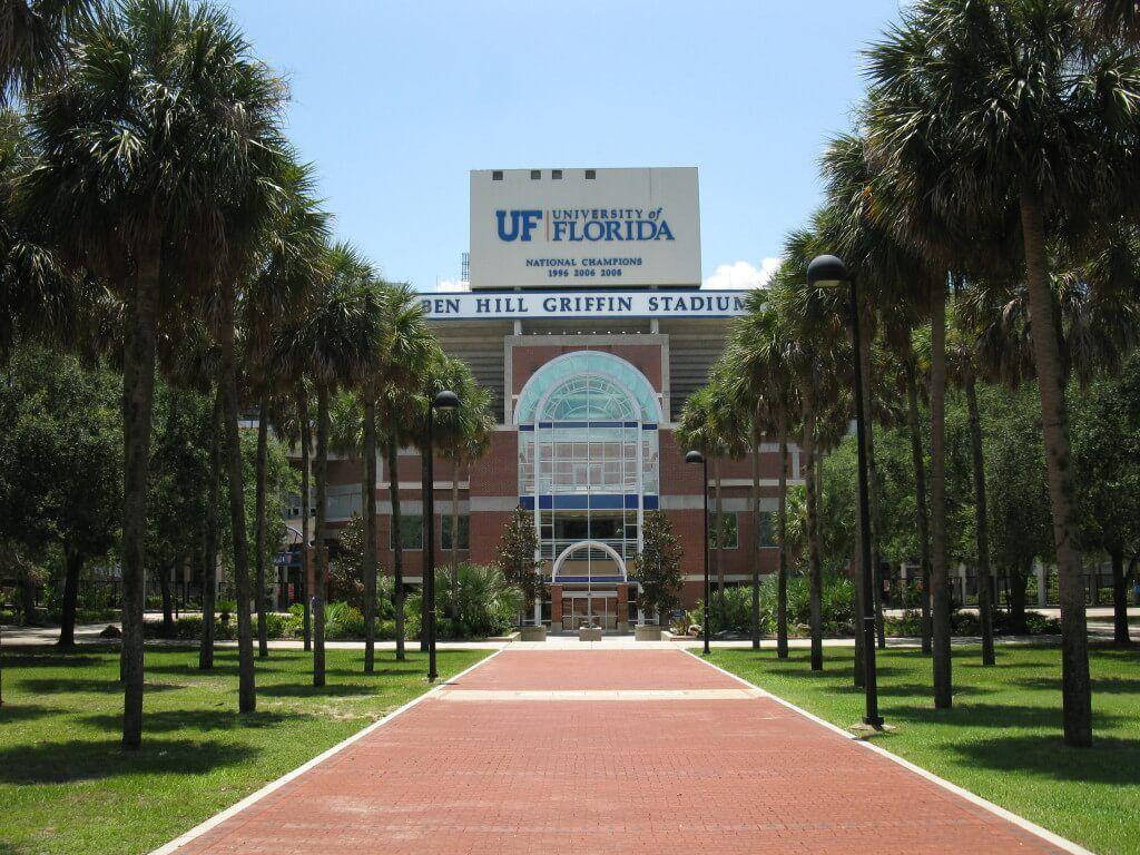 University Of Florida Main Building Wallpaper