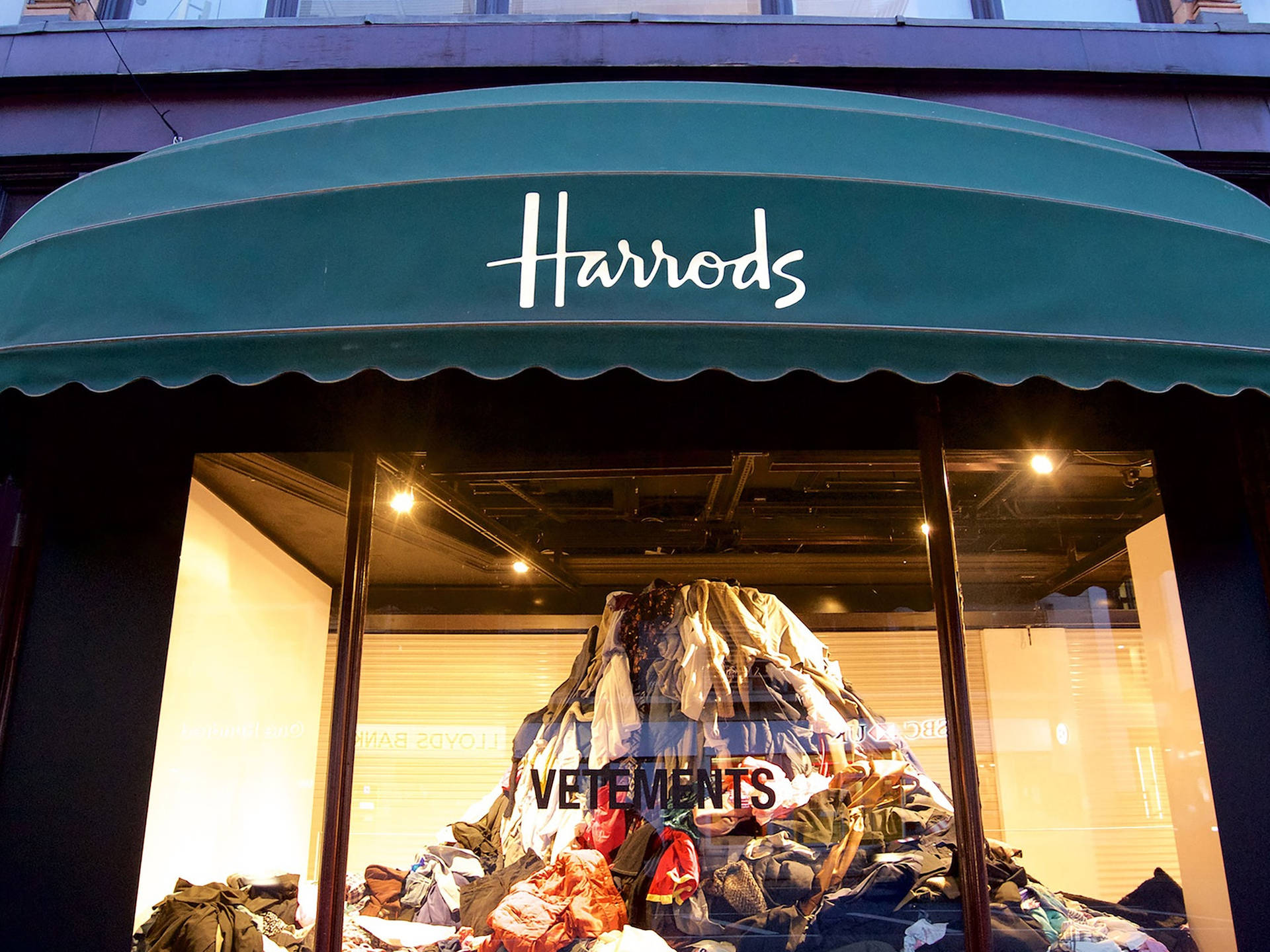 Harrods London U K Europe Stock Photo - Alamy