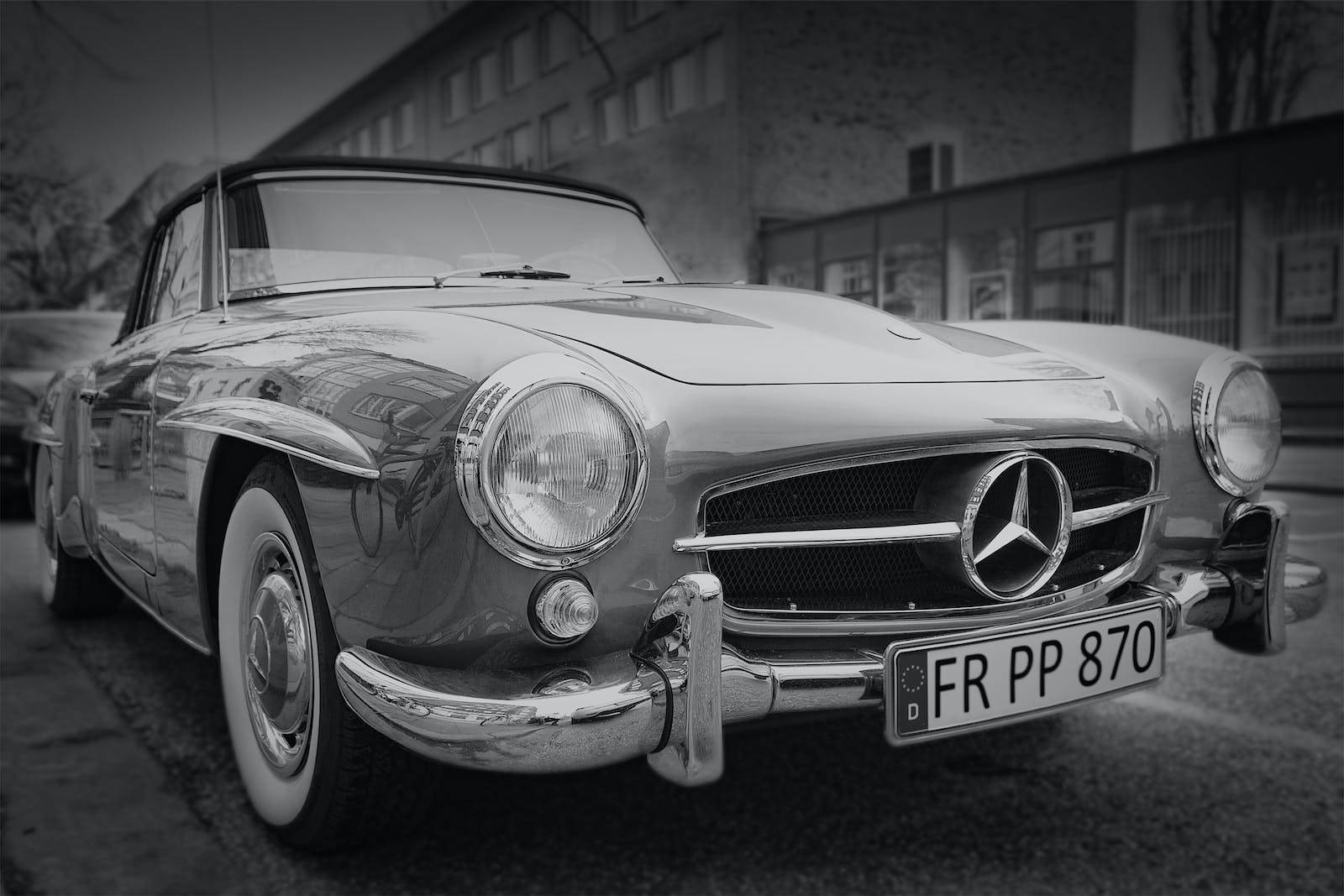 Vintage Mercedes Benz Roadster Wallpaper