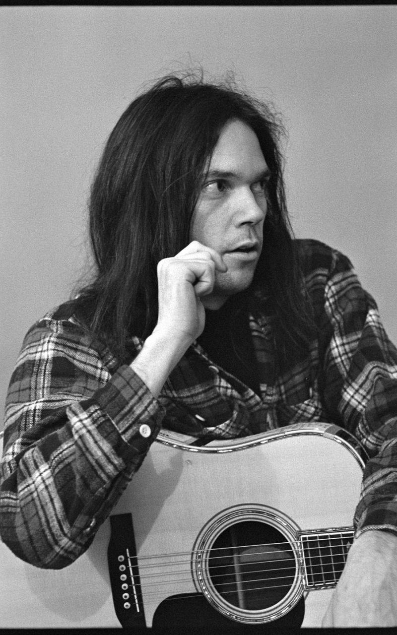 Vintage Neil Young Monochrome Wallpaper