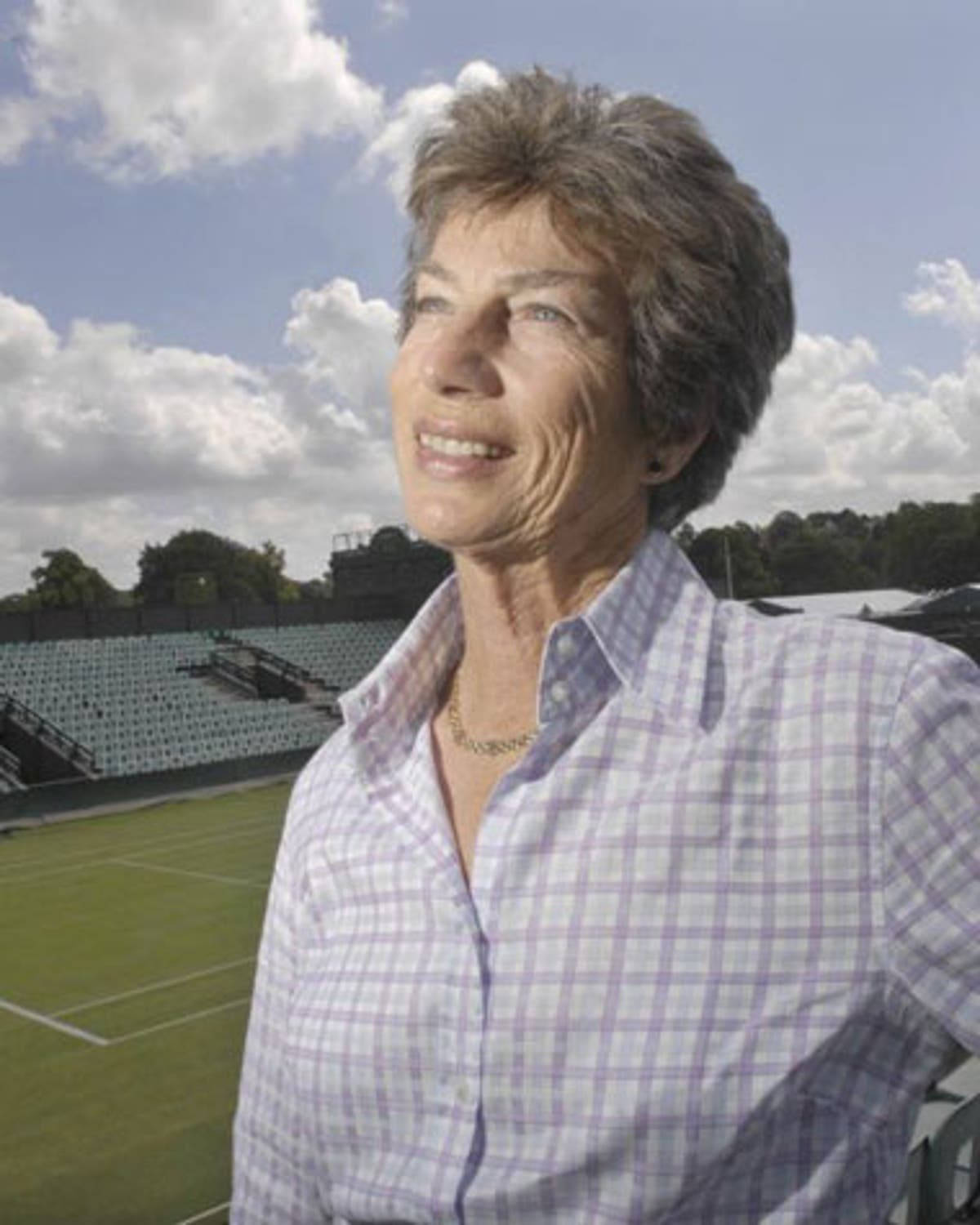 Virginia Wade Aesthetic Poster Wallpaper