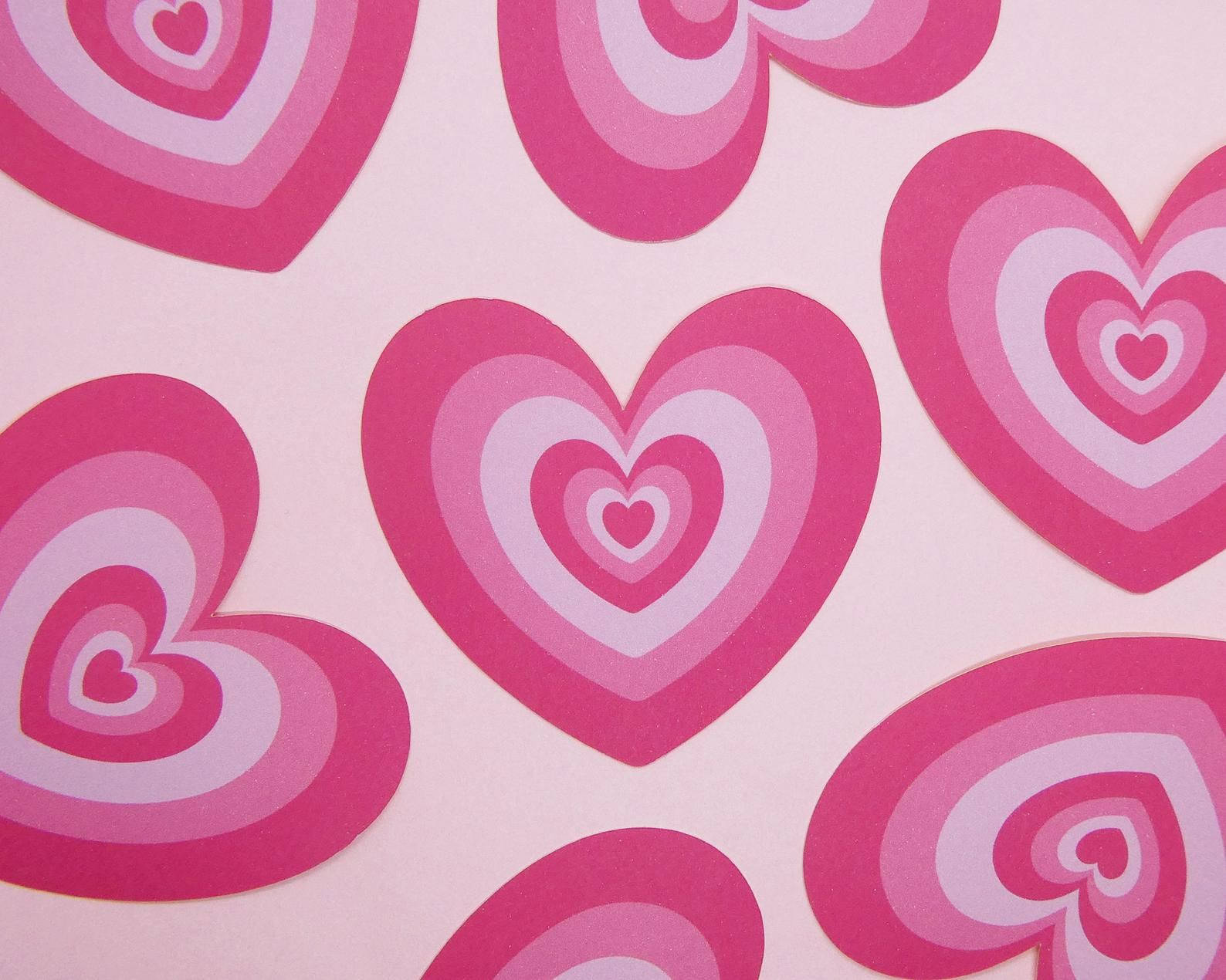 Vivid Pink Wildflower Heart Pattern Wallpaper