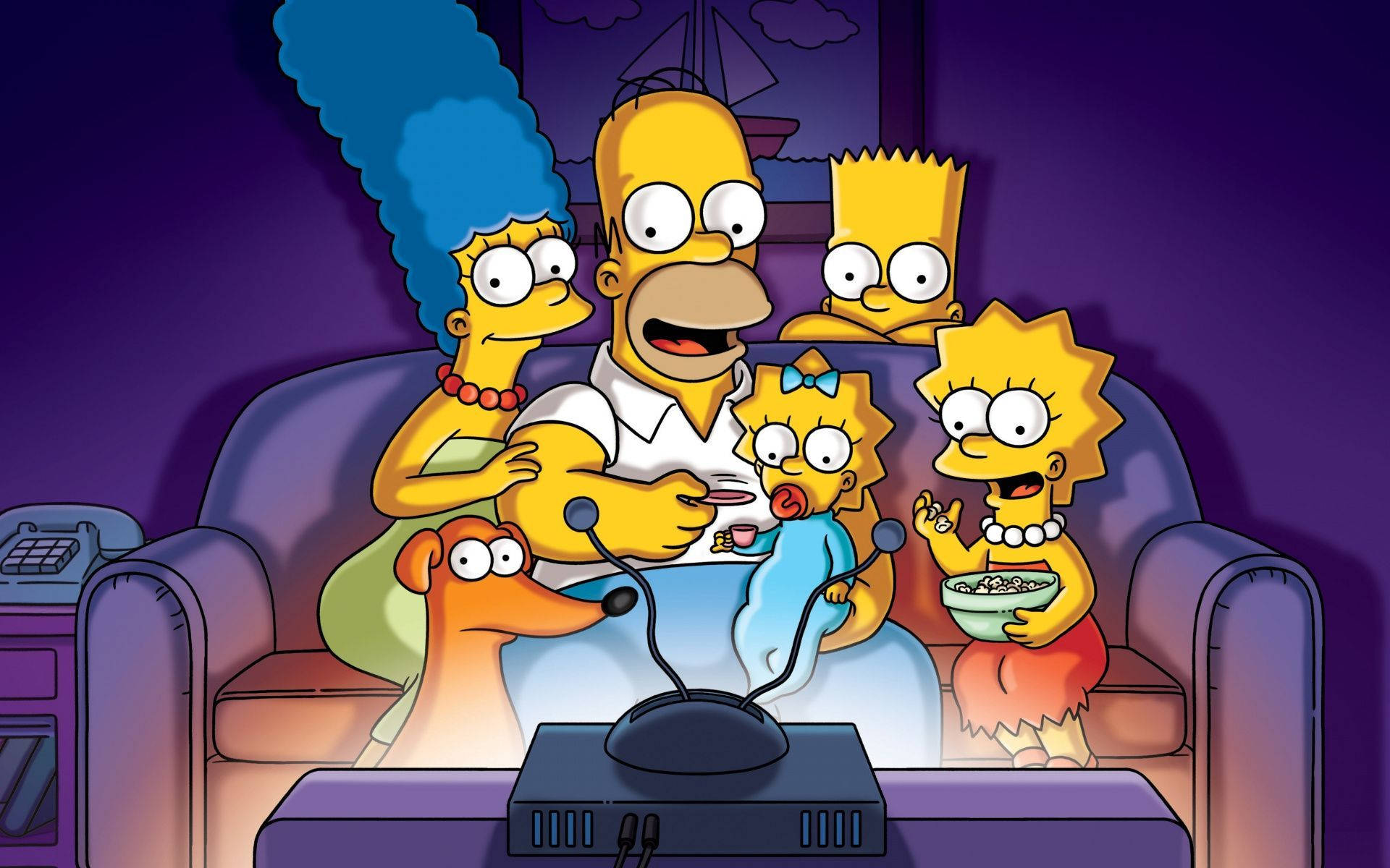 Watching Simpsons Family Wallpaper