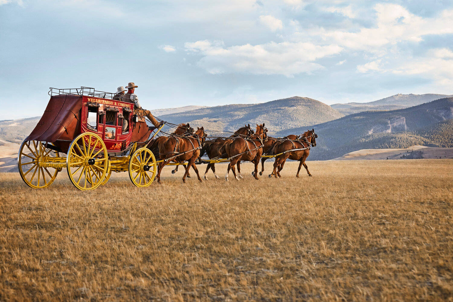 Wells Fargo Carriage In Countryside Wallpaper