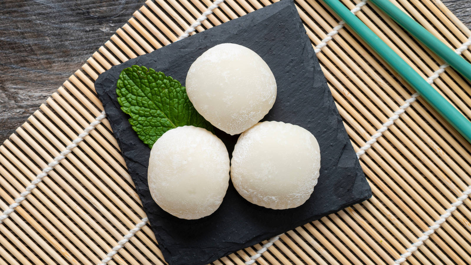 White Mochi Wallpaper