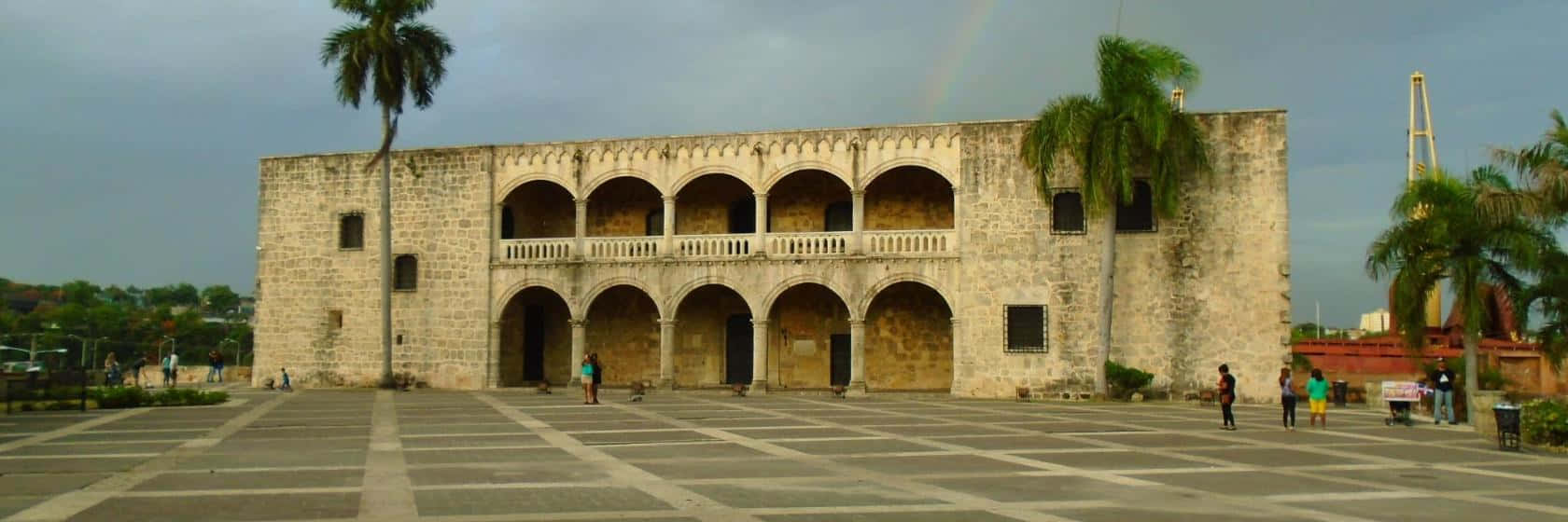 Widescreen Alcazar De Colon Desktop Wallpaper