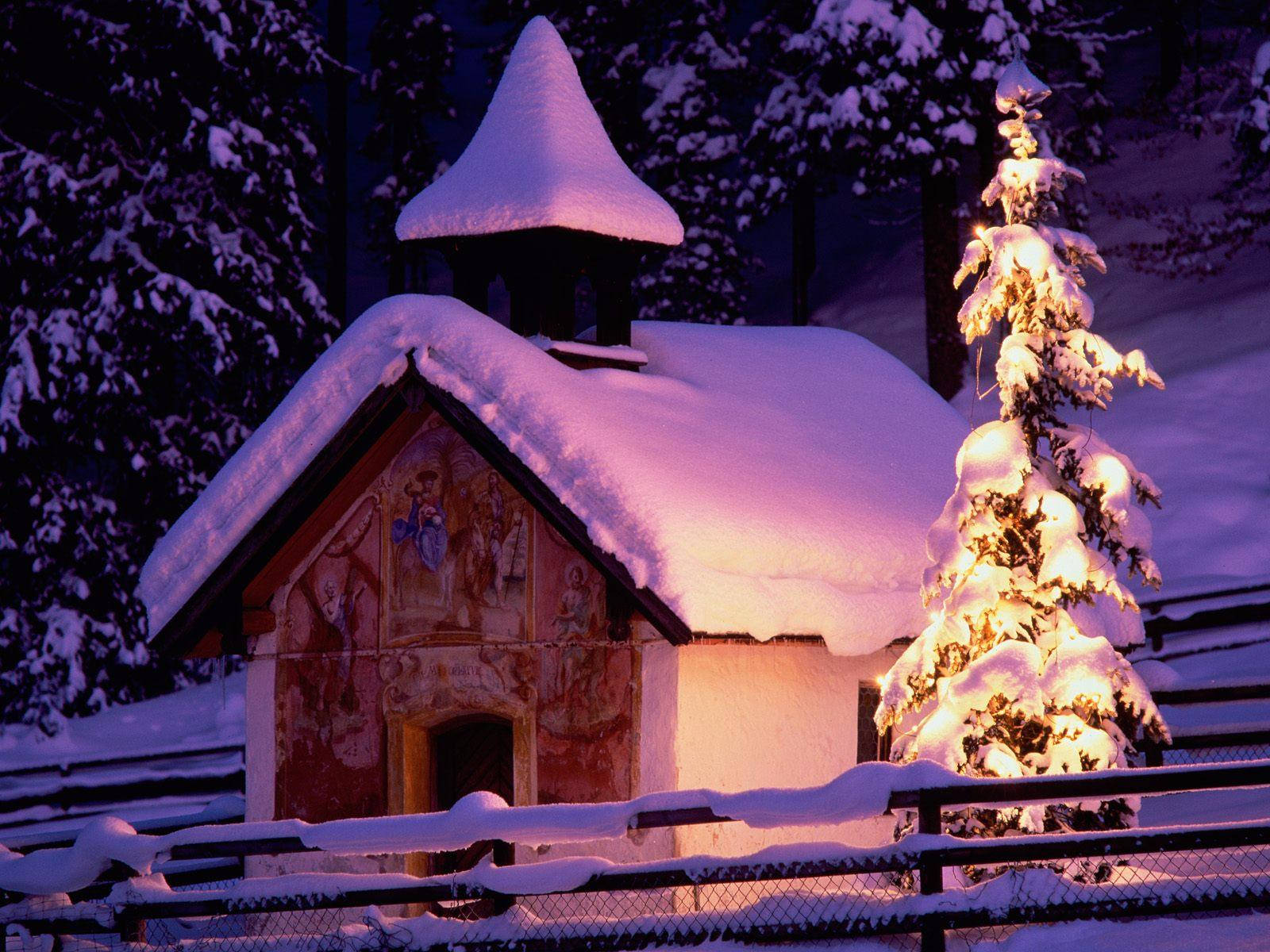 Winter Christmas Hut And Lights Wallpaper