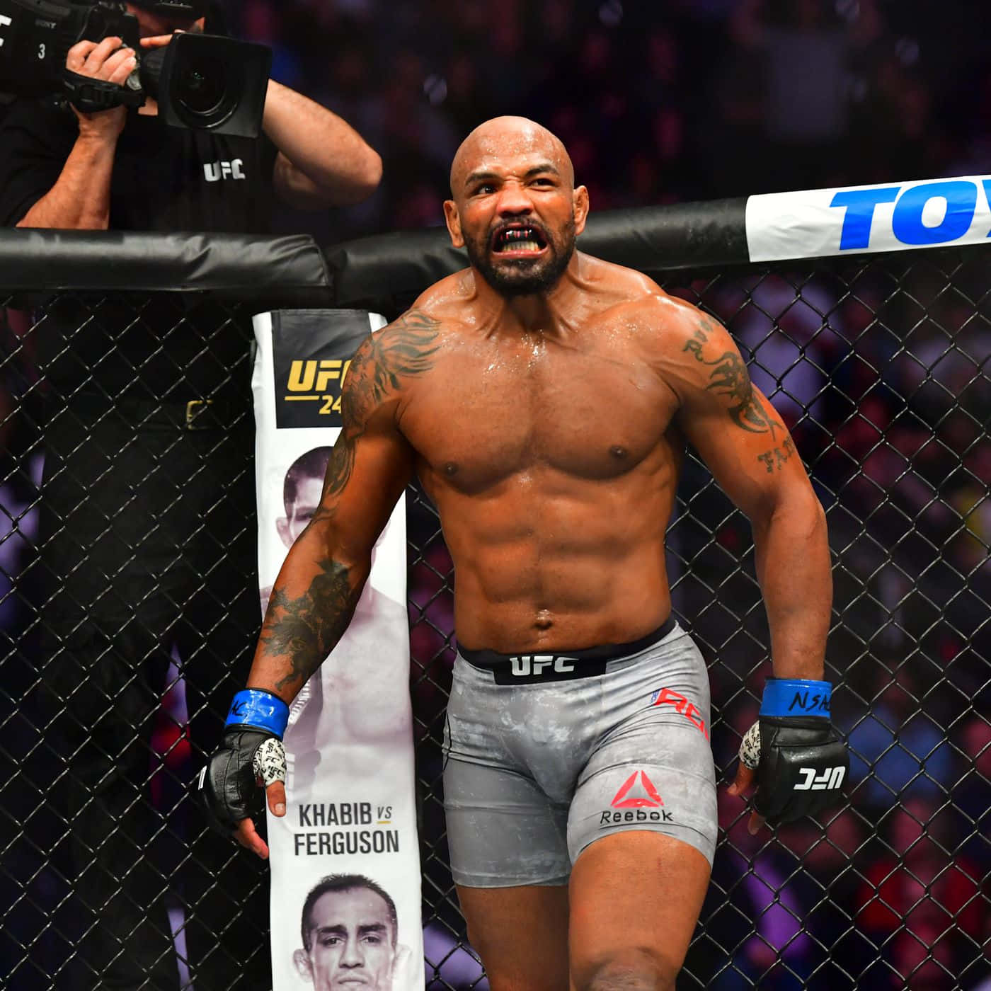 Yoel Romero Defeat Reaction At Ufc 248 Wallpaper
