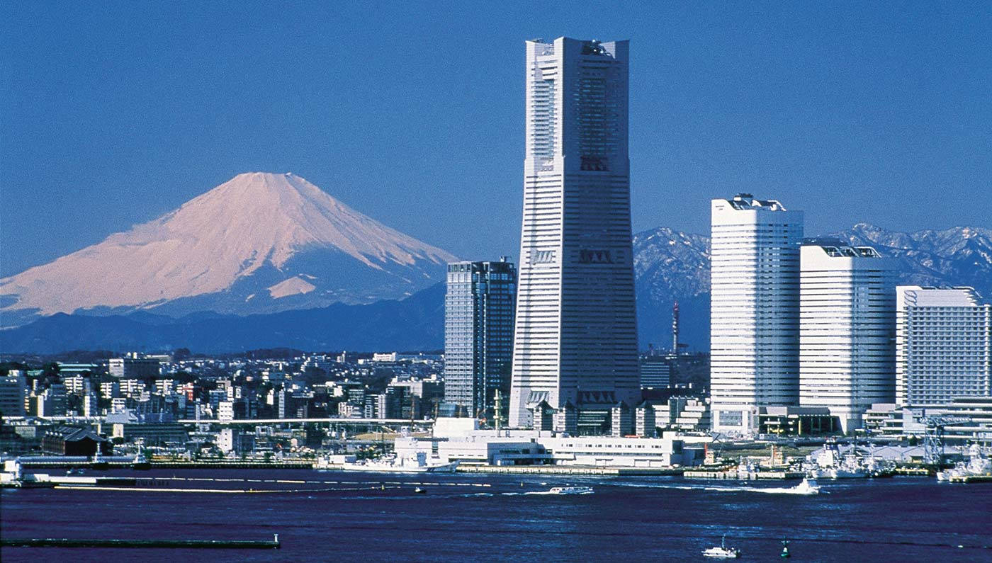 Yokohama City And Mt. Fuji Wallpaper