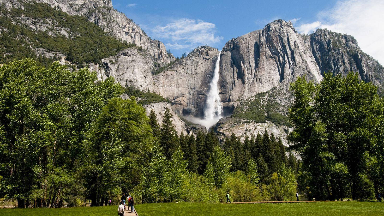 Yosemite Falls Everglades National Park Wallpaper