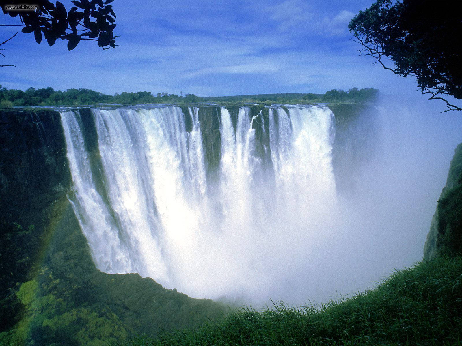 Zimbabwe World's Largest Waterfall Wallpaper