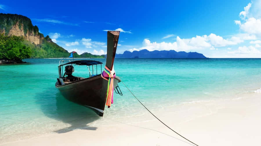 A Beautiful Beach In Glorious High Resolution. Wallpaper