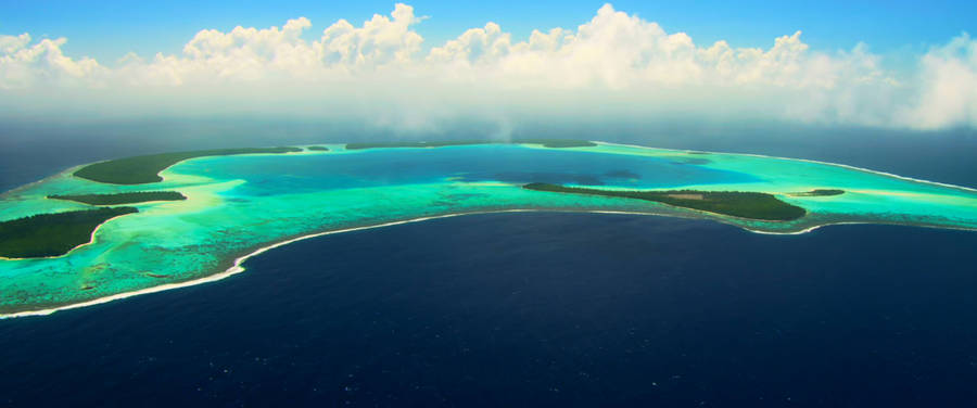 A Sweeping View Of The Australian Coast On Display In Crisp Ultrawide Wallpaper