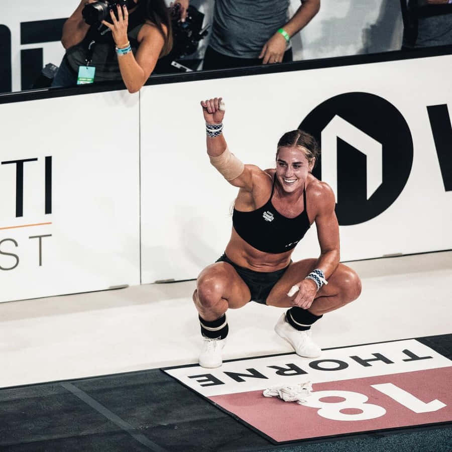 American Crossfit Games Athlete Brooke Wells Wallpaper