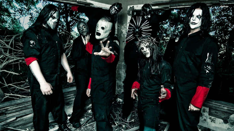 Beefy 9 Piece Metal Band, Slipknot, On Full Display In This Official Desktop Wallpaper Wallpaper