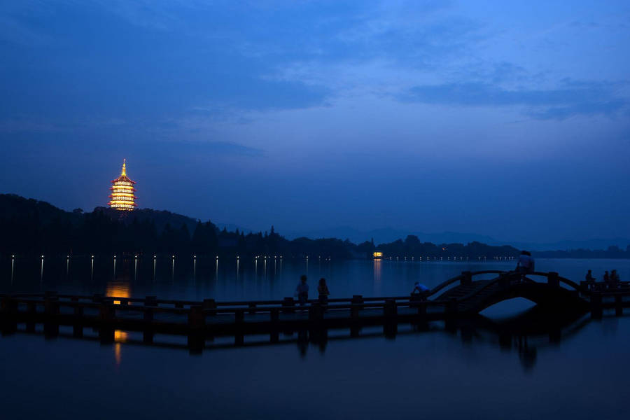 Xihu Travel Guide: Best of Xihu, Hangzhou Travel 2024 | Expedia.co.in