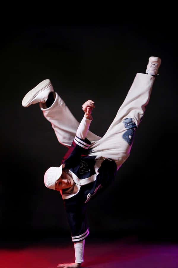 Dynamic Hip Hop Dance Freeze.jpg Wallpaper