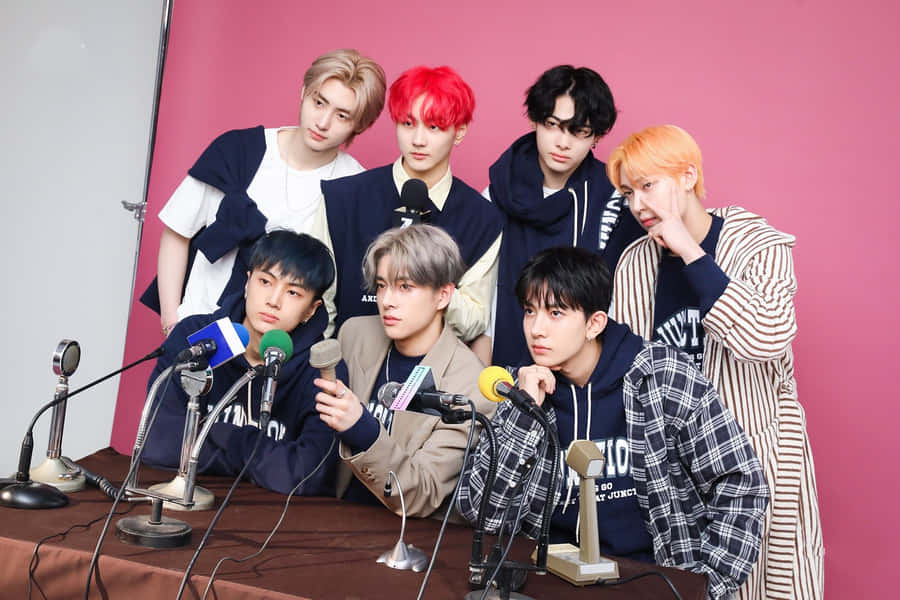 Enhypen Laptop [wallpaper] Wallpaper