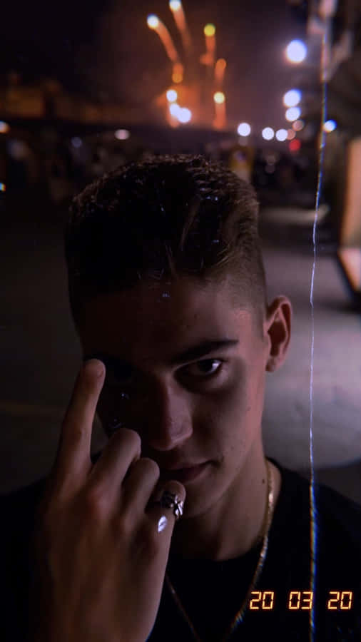 Enigmatic Gaze Of Hardin Scott Wallpaper