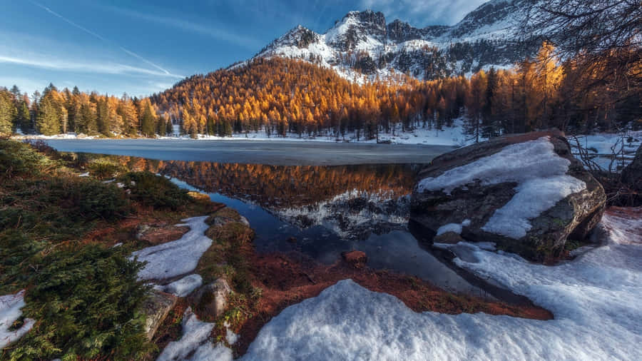 Enjoy The Majestic Mountain Views. Wallpaper