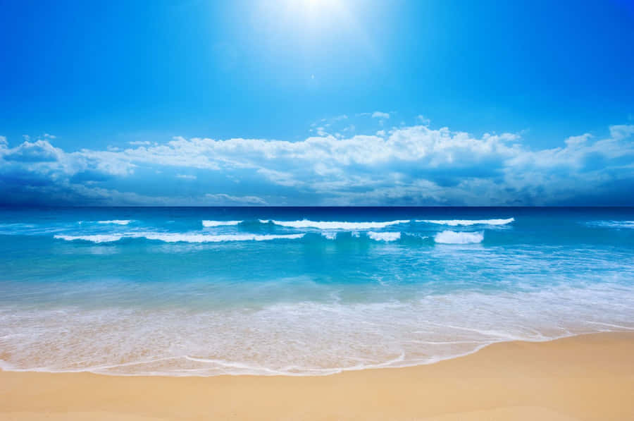 Enjoying A Peaceful Day Of Summer Wallpaper
