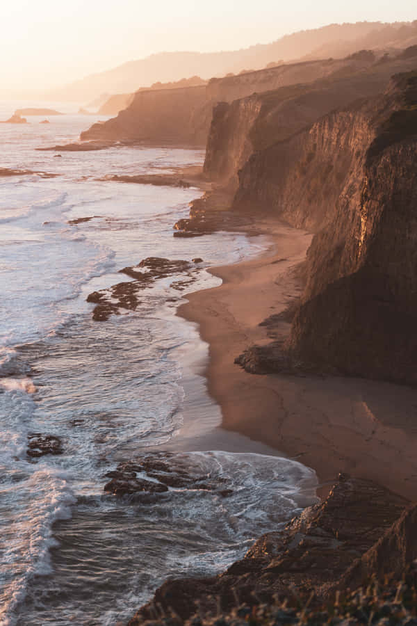 Enjoying The Beautiful California Aesthetic In Nature Wallpaper