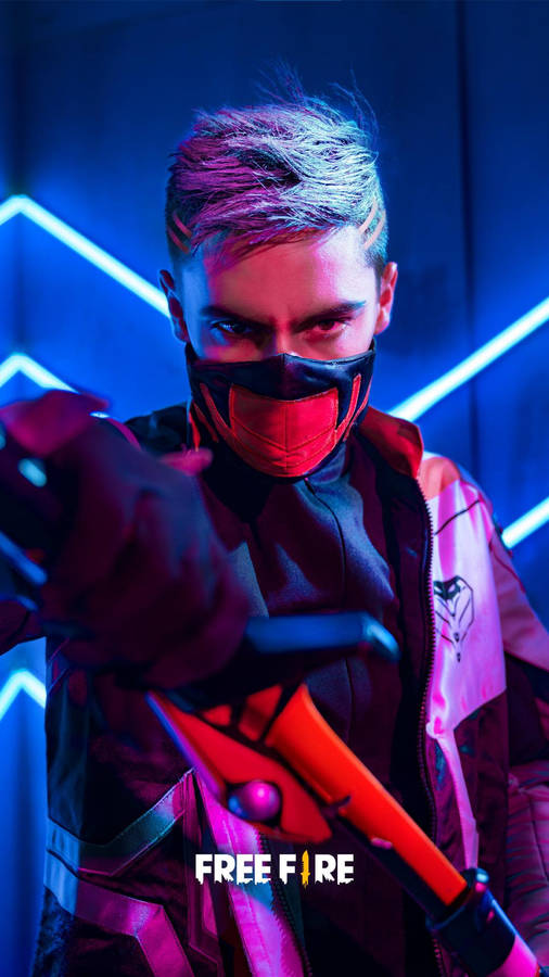 Free Fire Cosplayer Cobra Bundle Skin Wallpaper