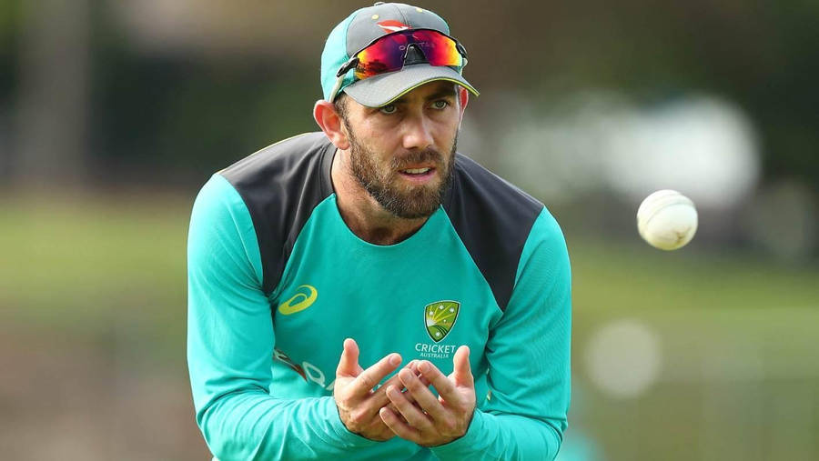 Download free Glenn Maxwell Donning His Green Outfit Wallpaper ...