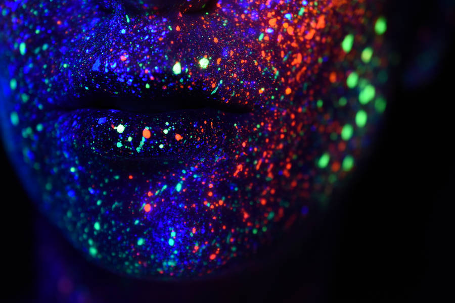 Glitter Face Art Wallpaper