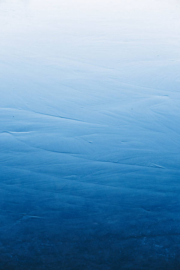 Gradient Blue Sea Surface wallpaper
