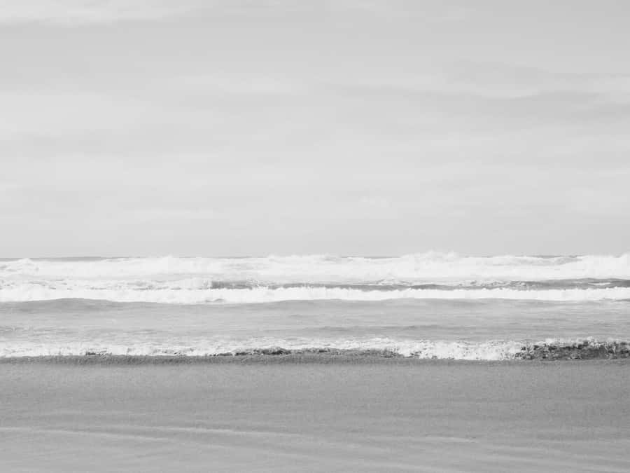 Grey Aesthetic Desktop Waves Running Wallpaper