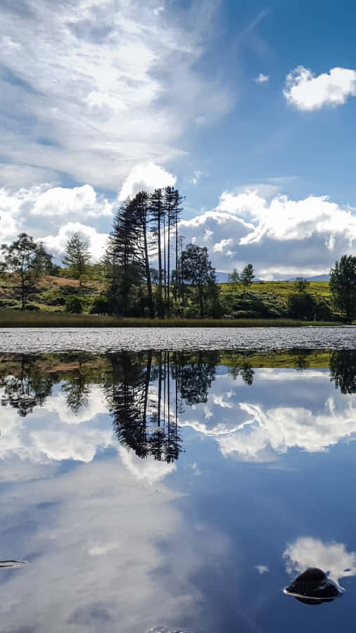 Immerse Yourself In Google Pixel Water Wallpaper