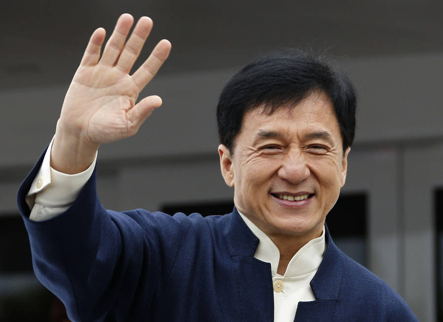 Download free Jackie Chan Cheerfully Waving Wallpaper - MrWallpaper.com