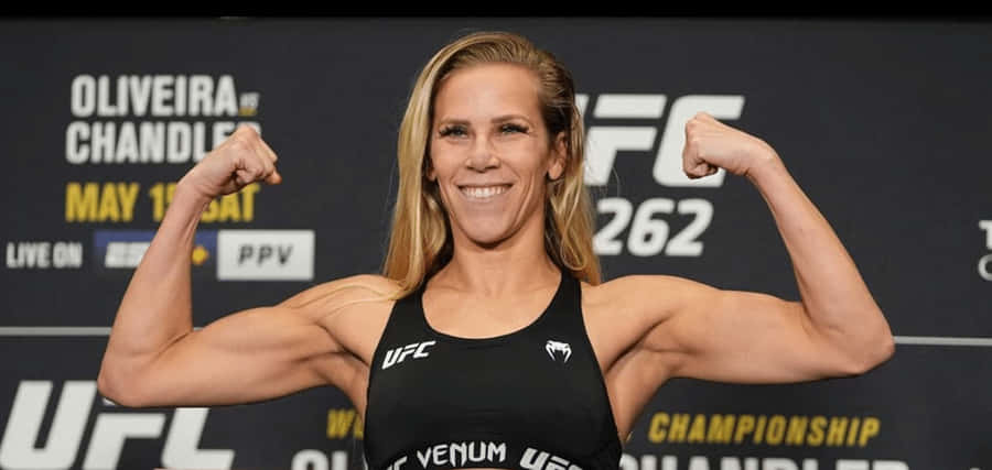 Katlyn Chookagian Happy Wallpaper