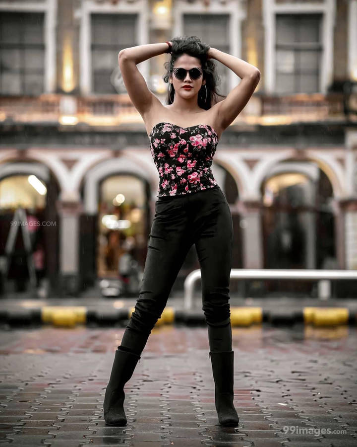 Kirti Shetty Posing In City Wallpaper