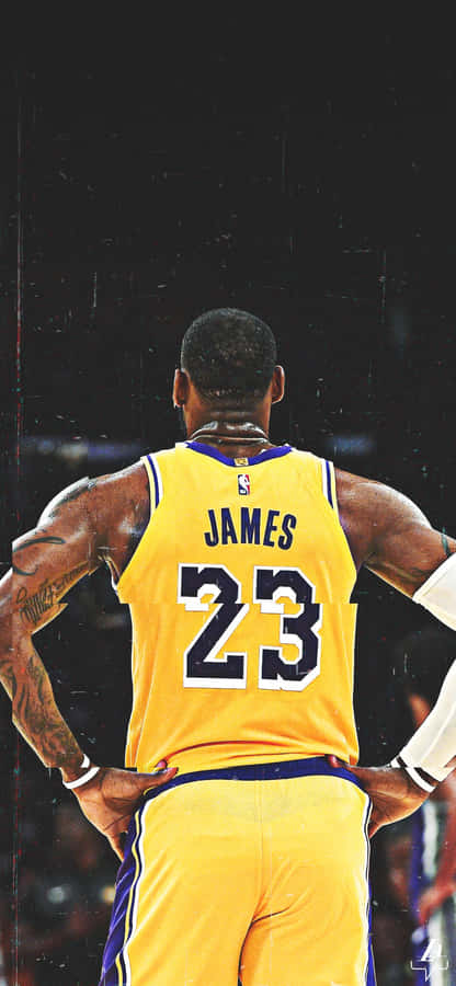 Lebron James With His Trusty Iphone Wallpaper